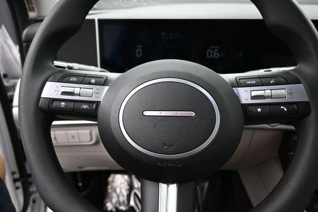 New 2026 White Hyundai SE FWD image 62
