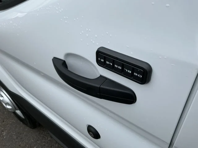 New 2026 Oxford White Ford Base image 13