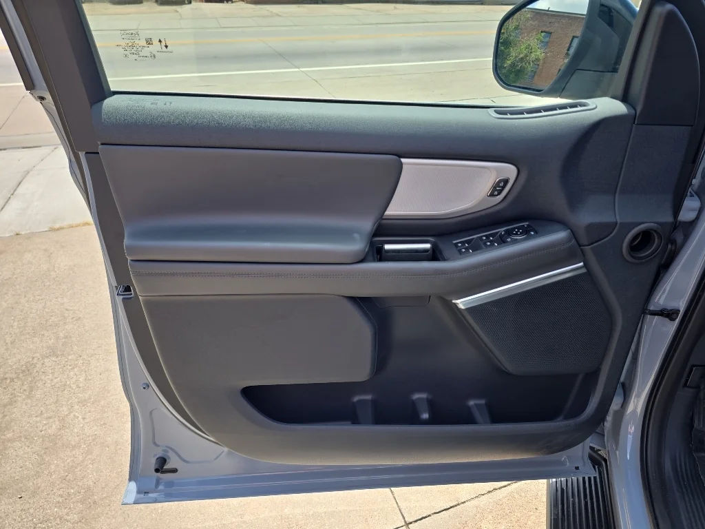 New 2026 Glacier Gray Metallic Tri-Coat Ford Active image 11