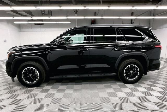 2026 Toyota Sequoia SR5 - Photo 14