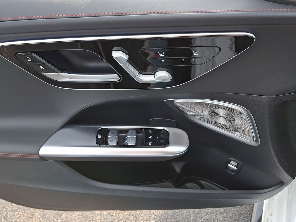 New 2026 Polar White Mercedes-Benz C 43 AMG® image 9