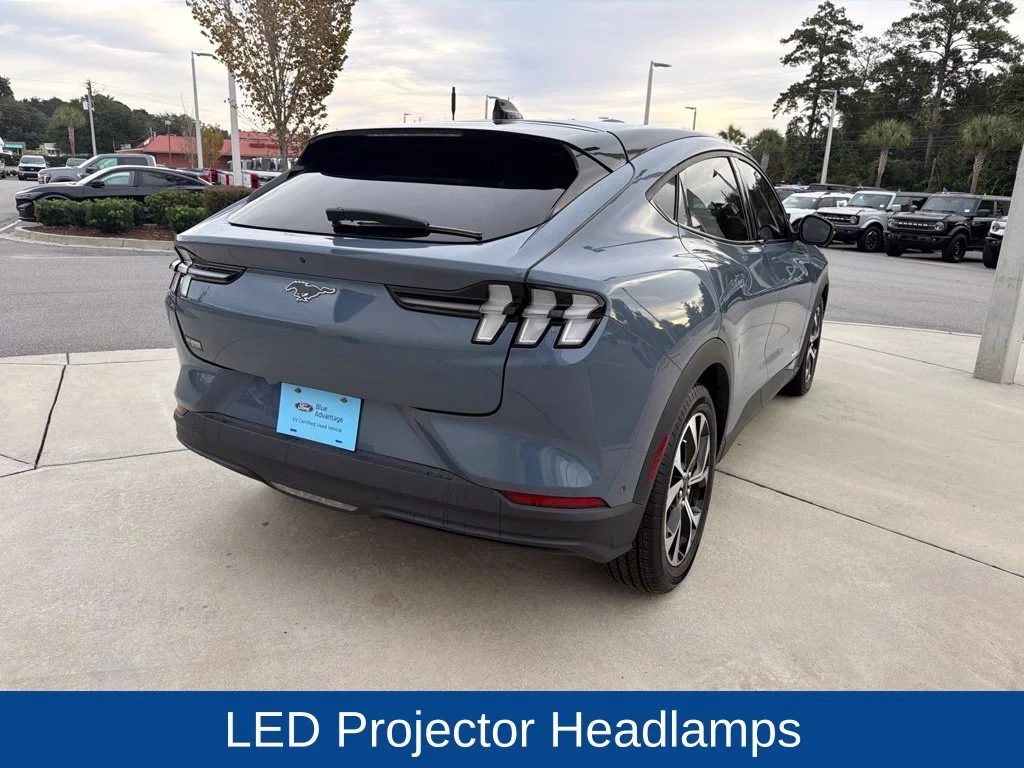 Used 2024 Vapor Blue Metallic Ford Select image 9