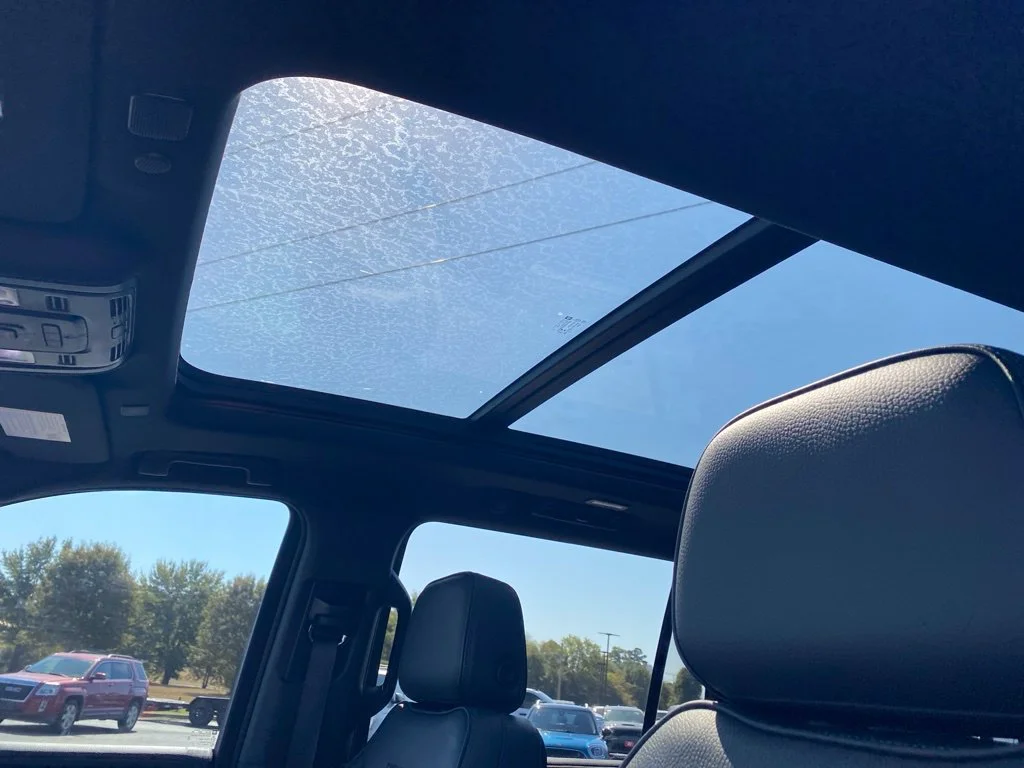Used 2022 Hunter Metallic GMC Denali image 18