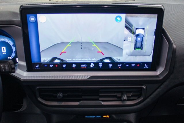 New 2025 Carbonized Gray Metallic Ford Outer Banks® image 31