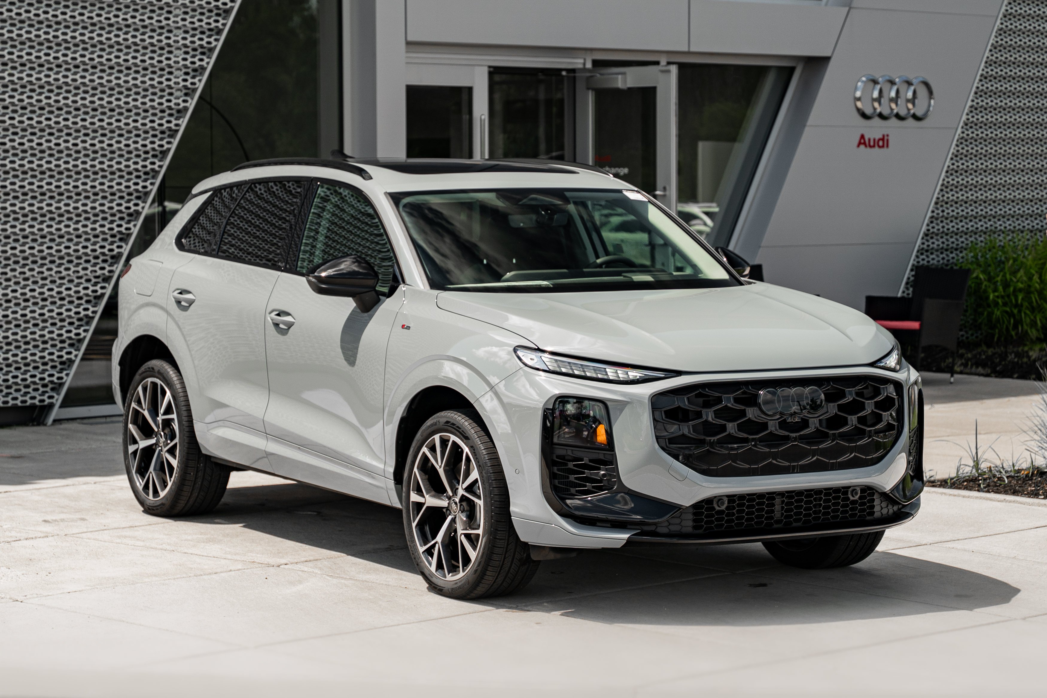 New 2026 Arrow Audi S line image 2