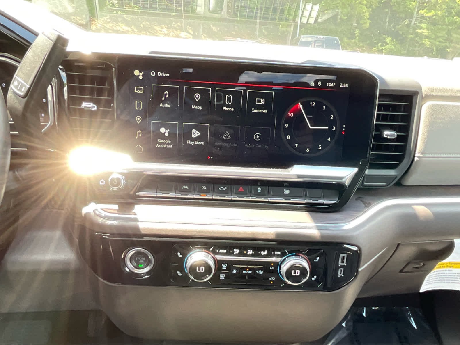 Used 2024 Summit White GMC SLT image 18