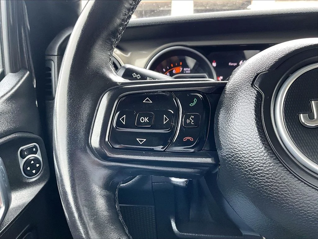 Used 2018 Black Jeep Unlimited Sport S image 18