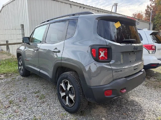 Used 2021 Gray Jeep Trailhawk image 9