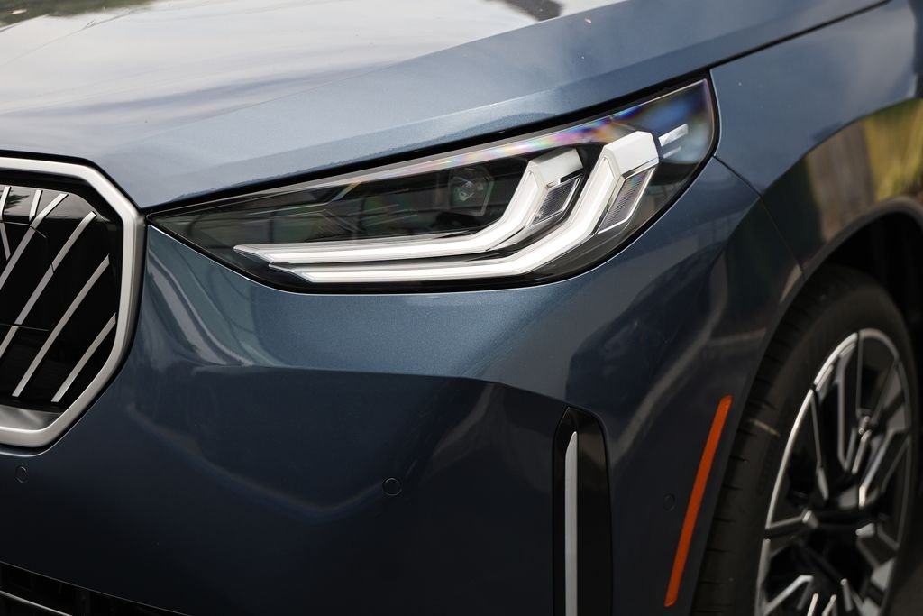 New 2026 Arctic Race Blue Metallic BMW 30 xDrive image 13