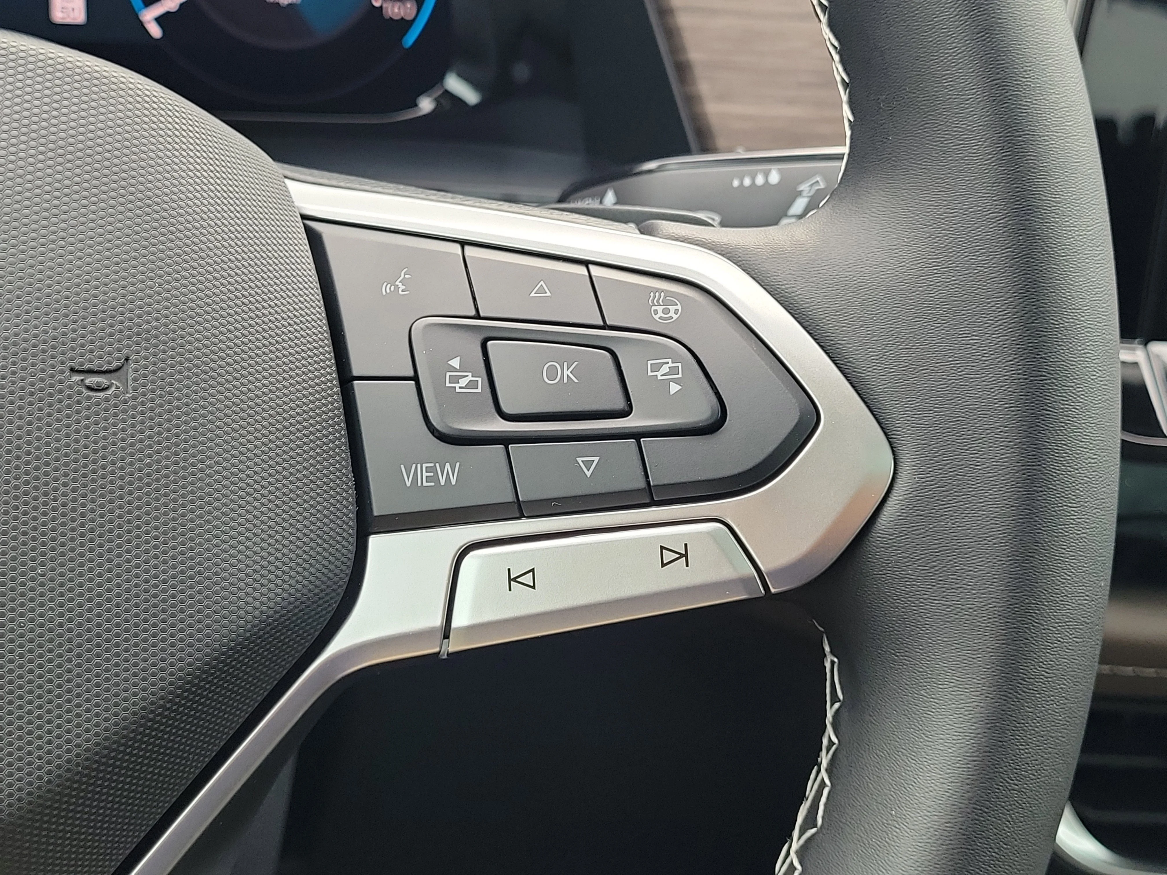 New 2026 White Volkswagen SEL image 22