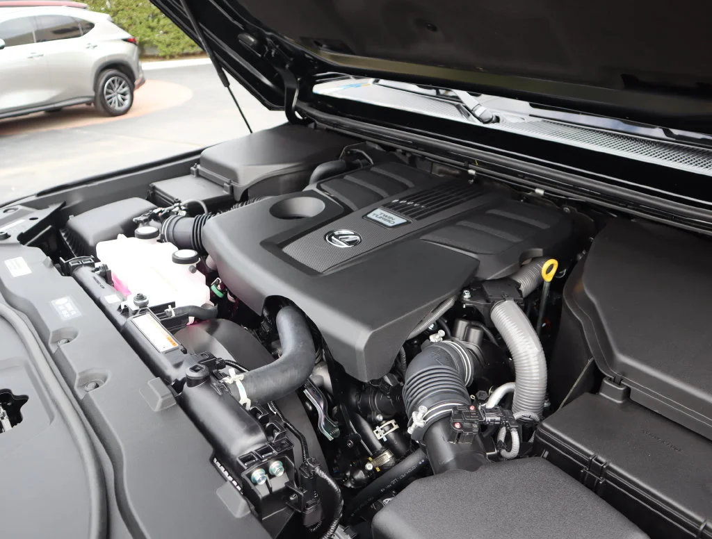 New 2026  Lexus 550 Luxury image 12