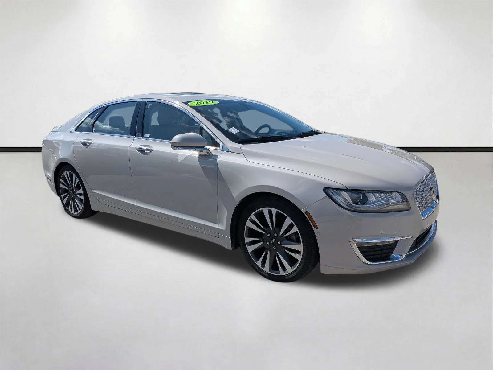 2019 Lincoln MKZ Reserve II FWD's photo