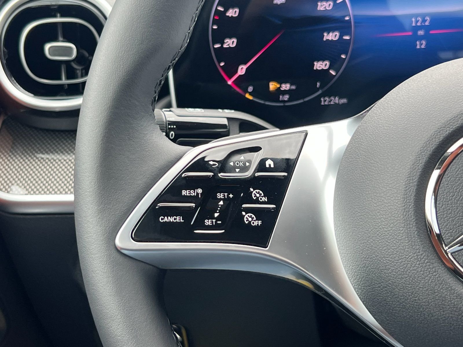 New 2026 MANUFAKTUR Alpine Grey Mercedes-Benz C 300 image 27