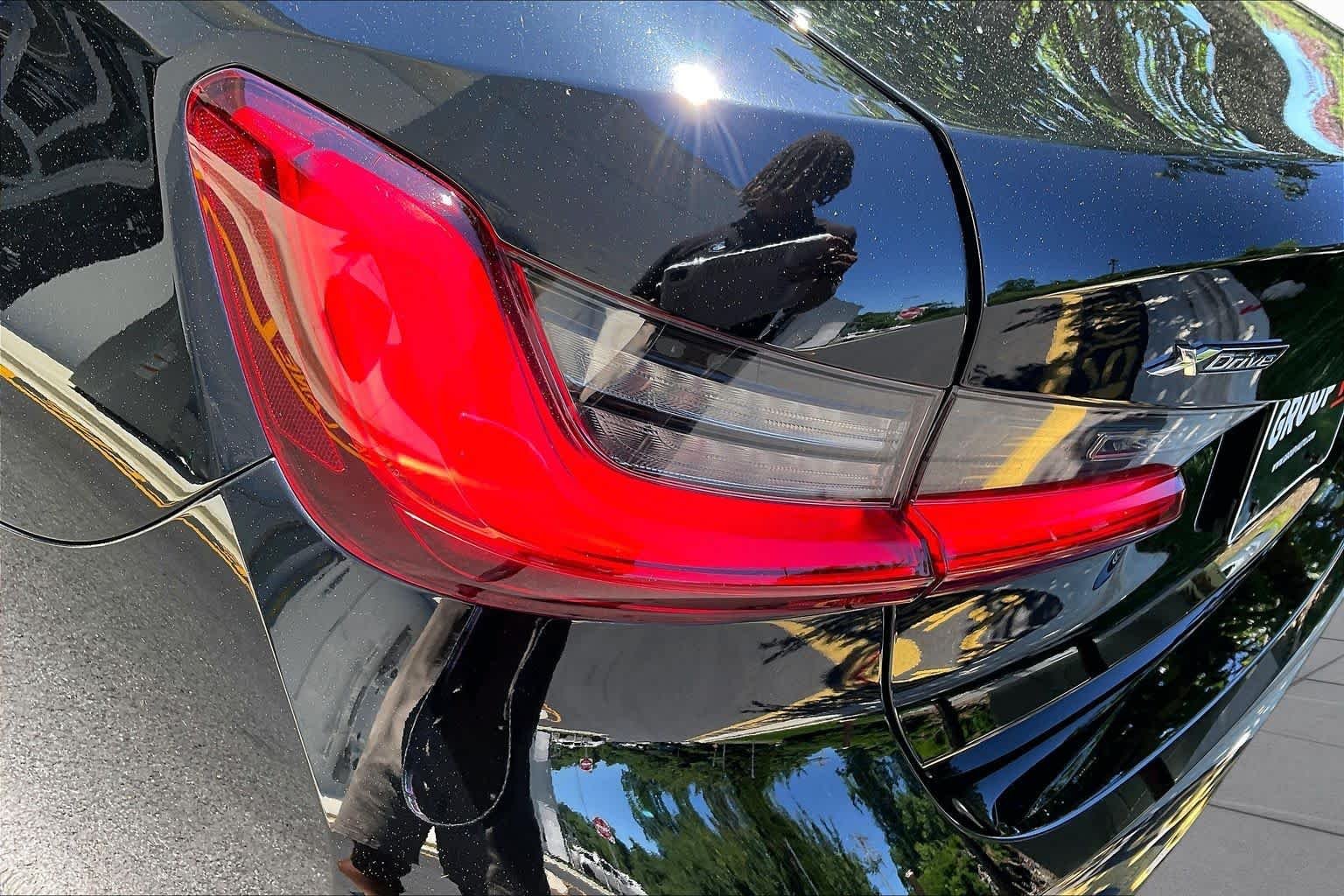Used 2021 Jet Black BMW 330i xDrive image 29