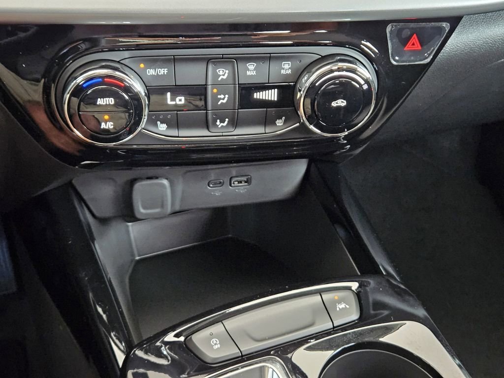 2026 Chevrolet Trax LT - Photo 17