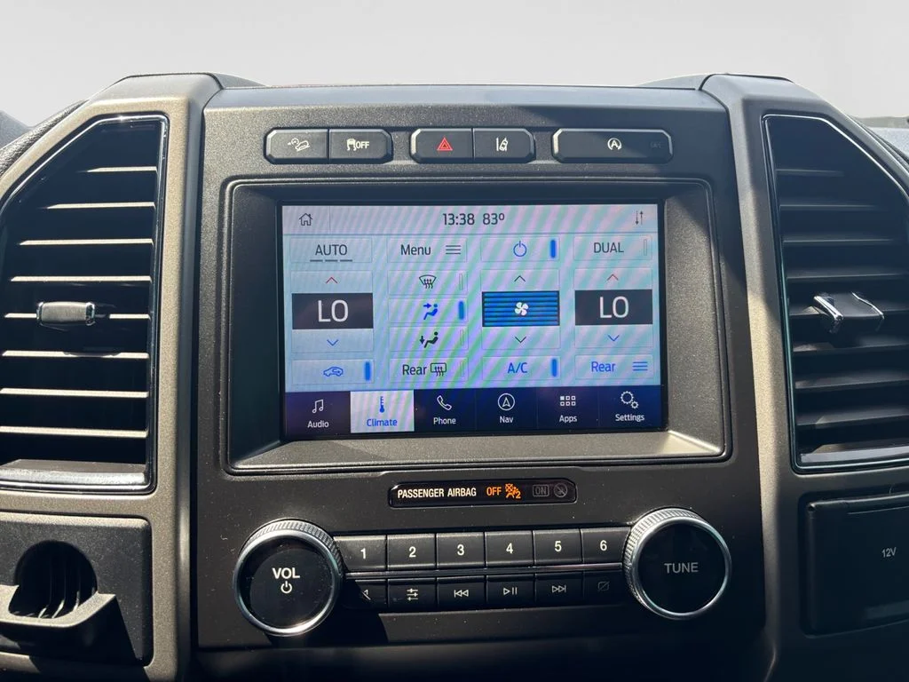 Used 2020 Black Ford XLT image 23