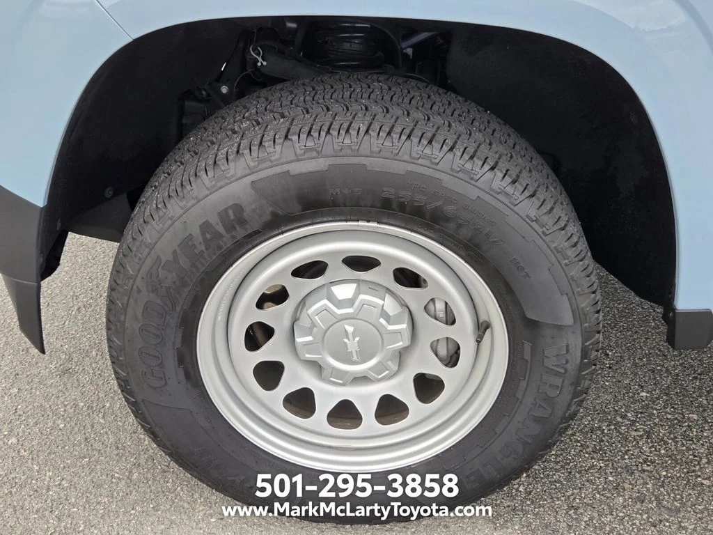 Used 2025 Gray Chevrolet Work Truck image 16