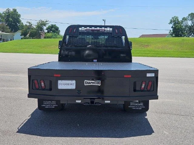 New 2025 Summit White GMC Pro image 4