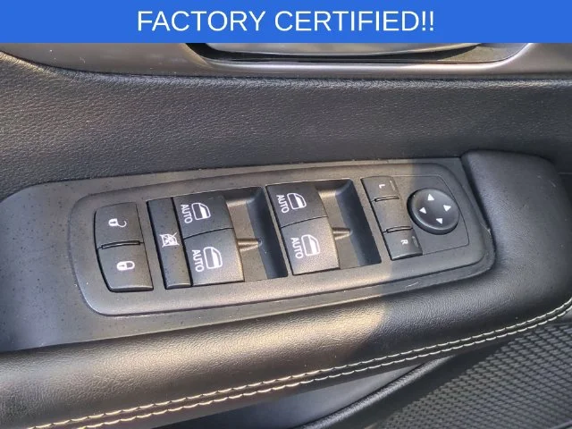 Used 2026 Black Chrysler Select image 14