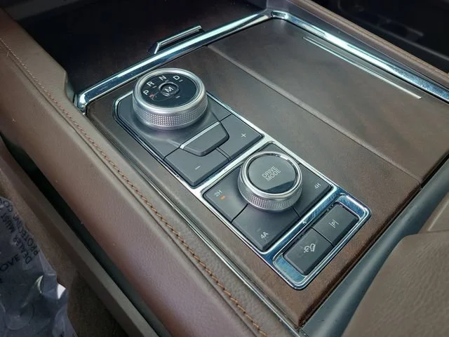 Used 2022  Ford King Ranch image 30