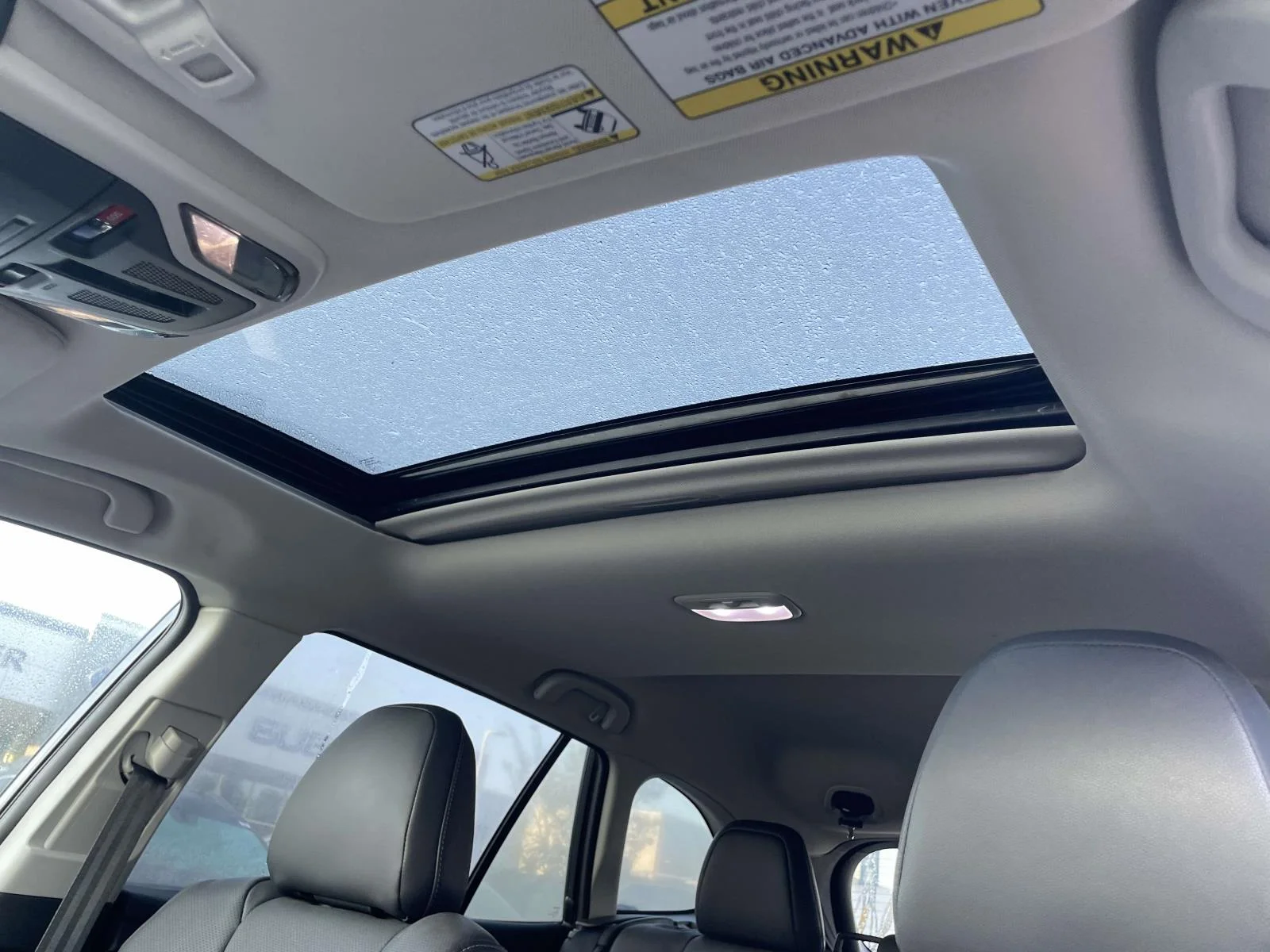 Used 2025 Magnetite Gray Metallic Subaru Limited image 9