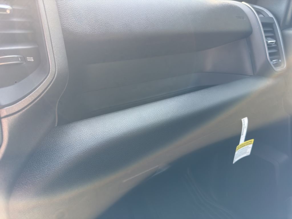 New 2026 Silver-Zynith Exterior Paint RAM Tradesman image 35