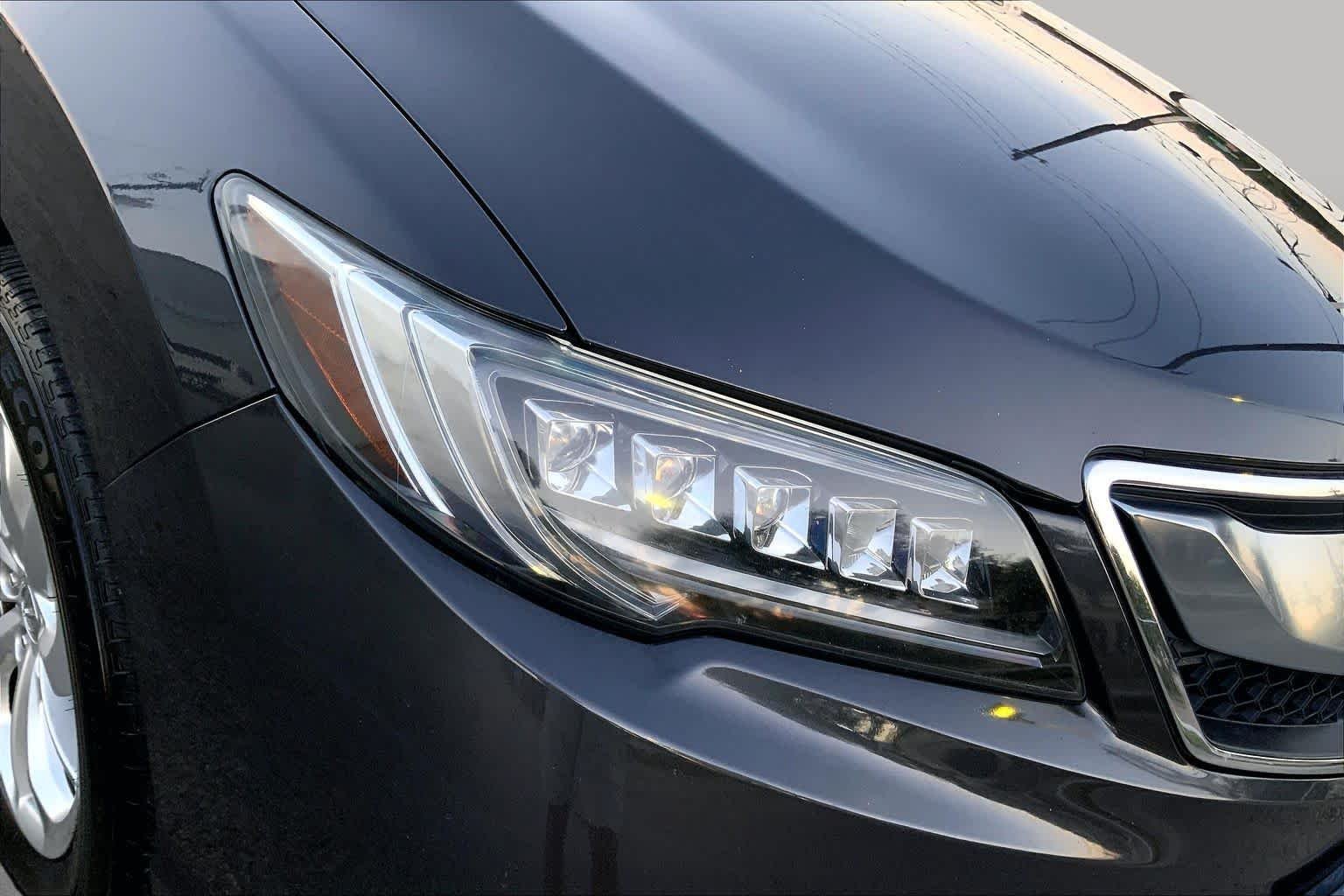 Used 2016 Graphite Luster Metallic Acura Tech/AcuraWatch Plus Pkg image 25