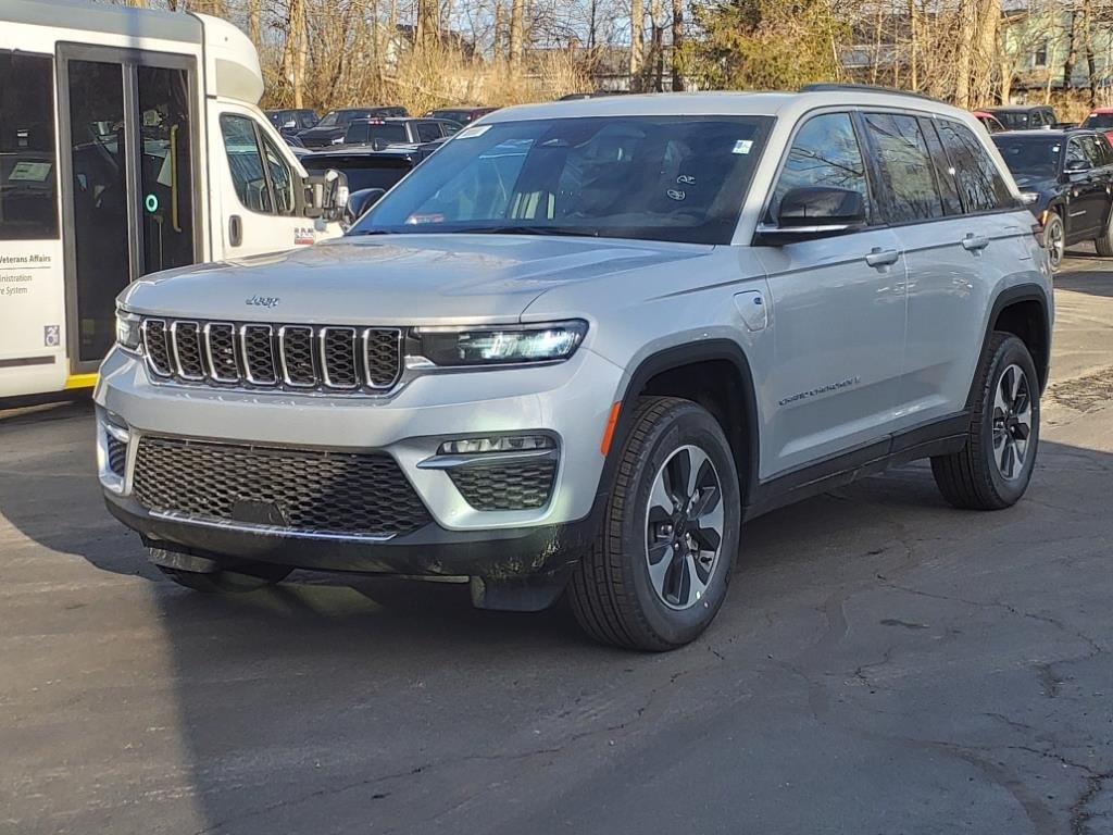 New 2024 Silver Zynith Jeep 4xe image 3