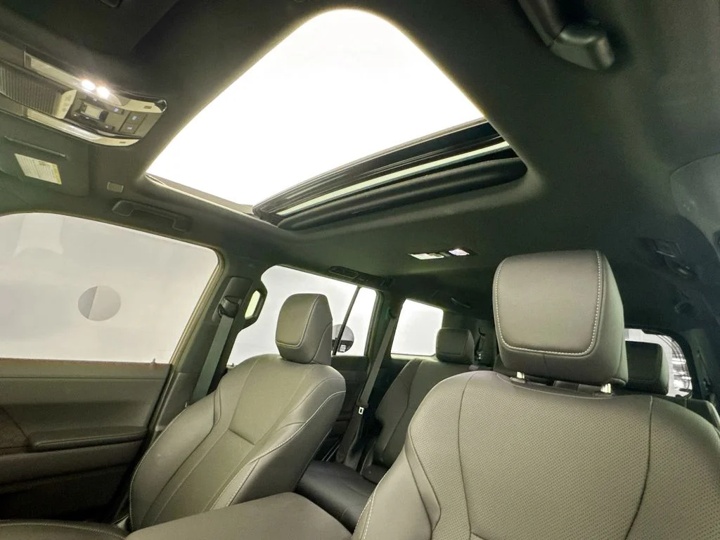 Used 2025 Black Lexus 550 Premium+ image 21