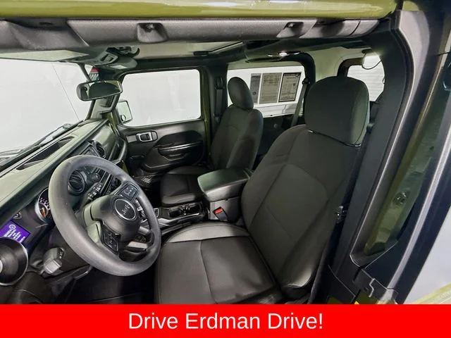 Used 2021 Green Jeep Sport image 5