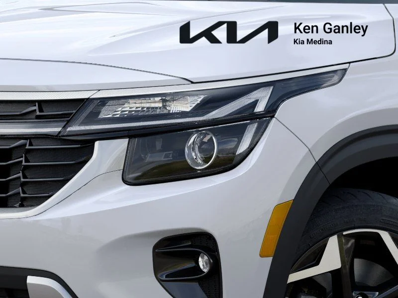 New 2026 Snow White Pearl Kia S image 10