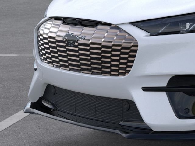 New 2025 Star White Metallic Tri-coat Ford GT image 17
