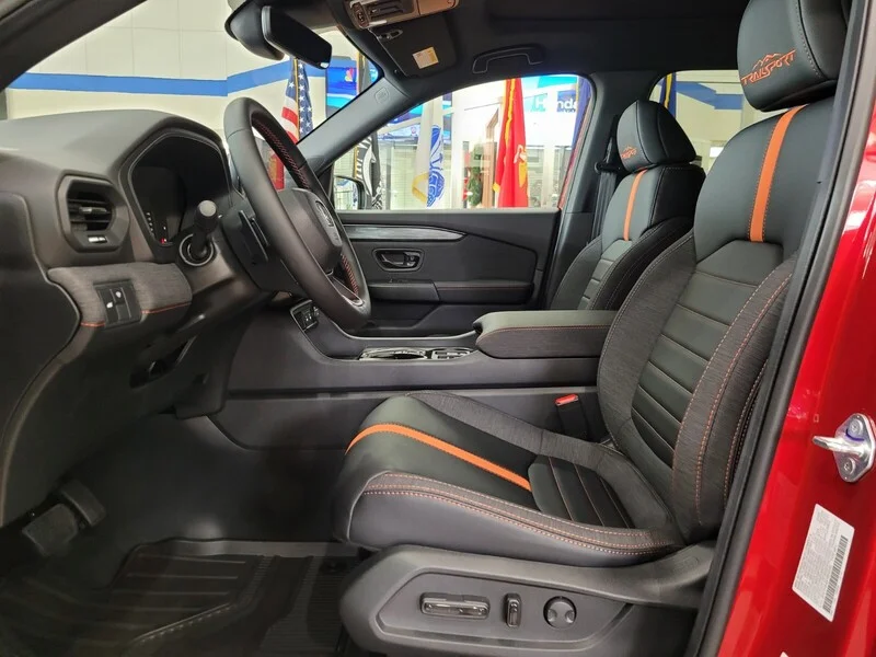 New 2026 Radiant Red Metallic Honda TRAILSPORT BLACKOUT AWD image 7