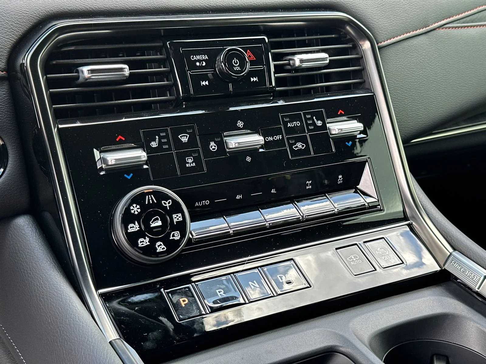 2025 Nissan Armada PRO-4X - Photo 32