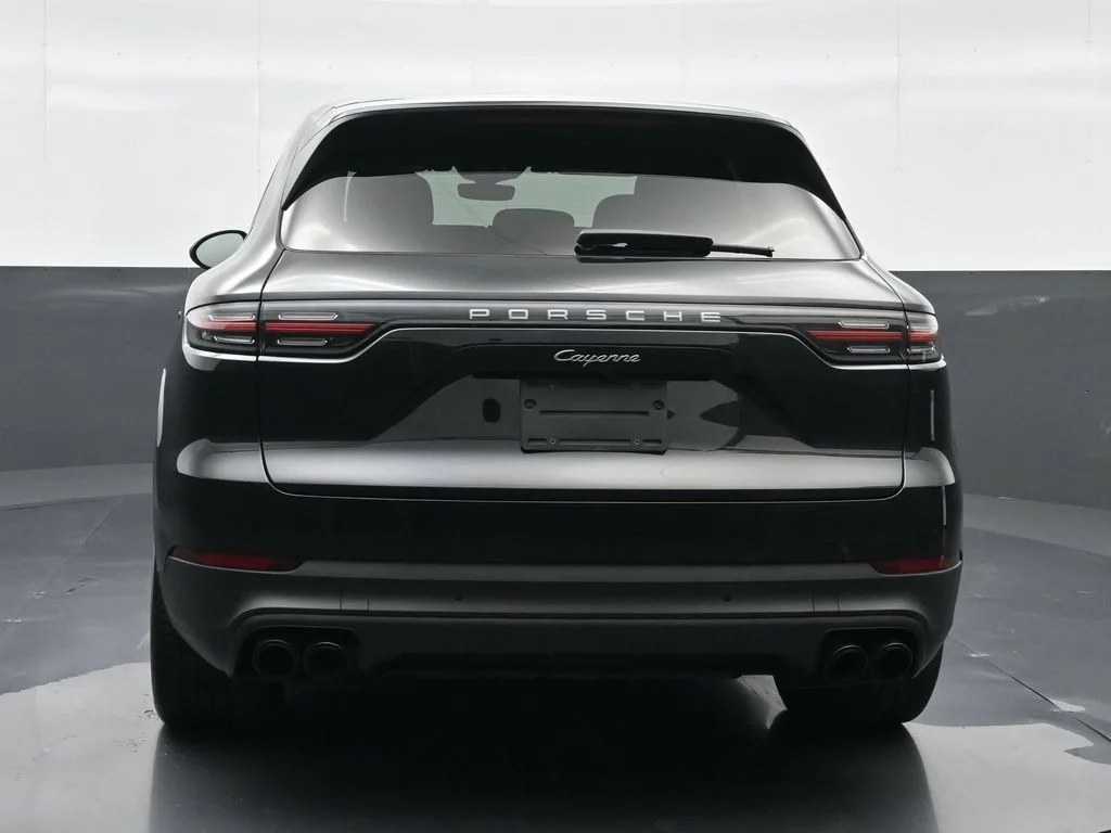 Used 2023  Porsche Platinum Edition image 16