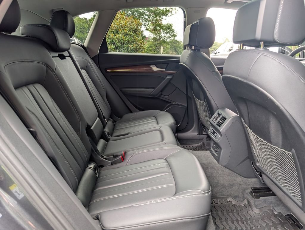 Used 2022  Audi 45 S line Premium image 30