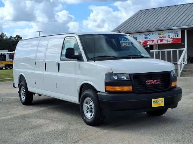New 2025 Summit White GMC Work Van image 6