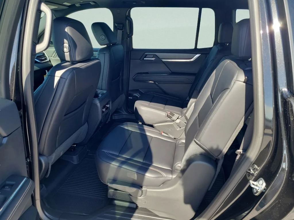 New 2026 Ebony Twilight Metallic GMC Elevation image 10