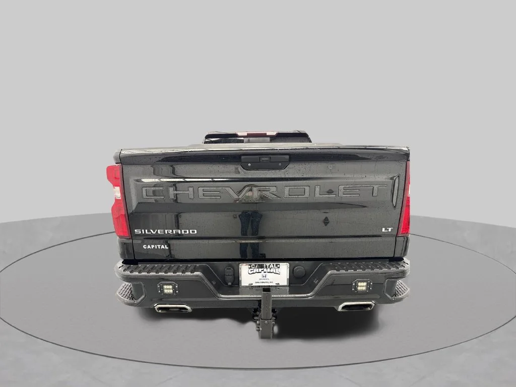 2021 Chevrolet Silverado 1500 LT TRAIL BOSS Crew Cab Pickup Slide 6