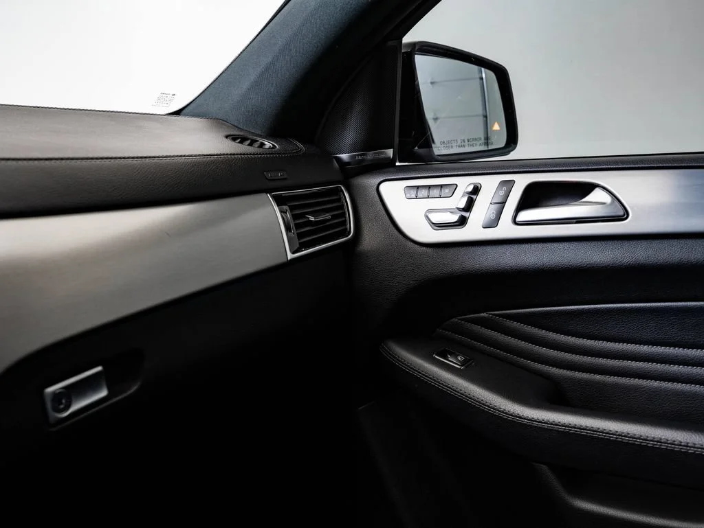 Used 2019 Black Mercedes-Benz GLE 43 AMG® image 40