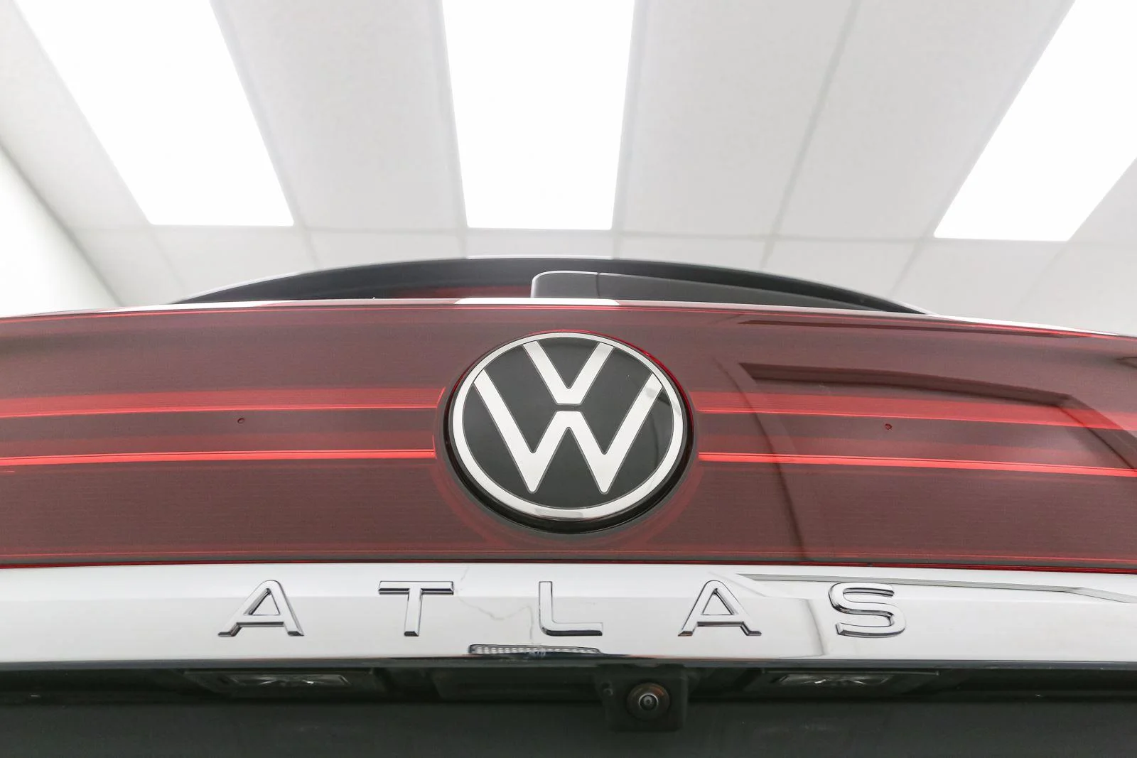 New 2026 Pure Gray Volkswagen 2.0T SE w/Technology image 12