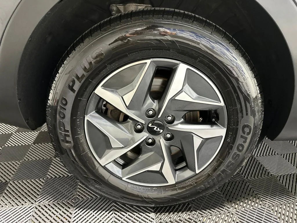 Used 2022 Gray Kia S image 20