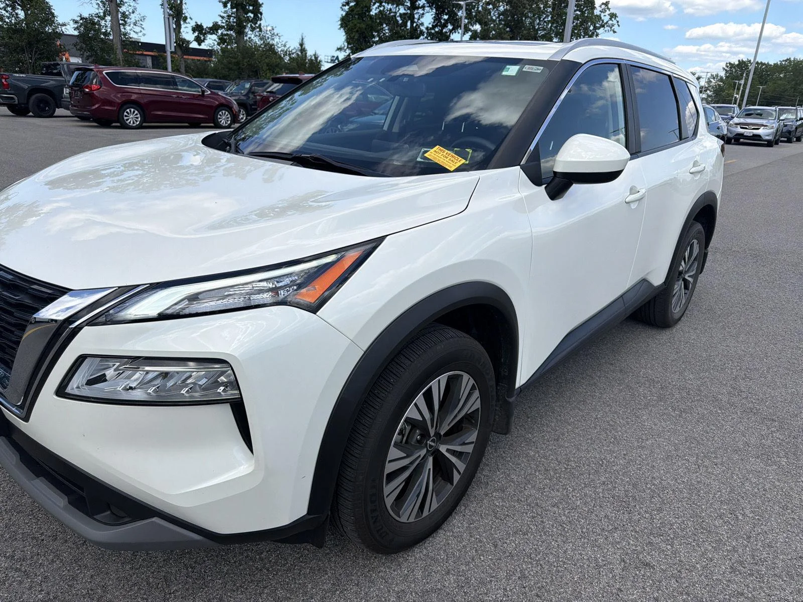 Used 2023 Pearl White Tricoat Nissan SV image 3