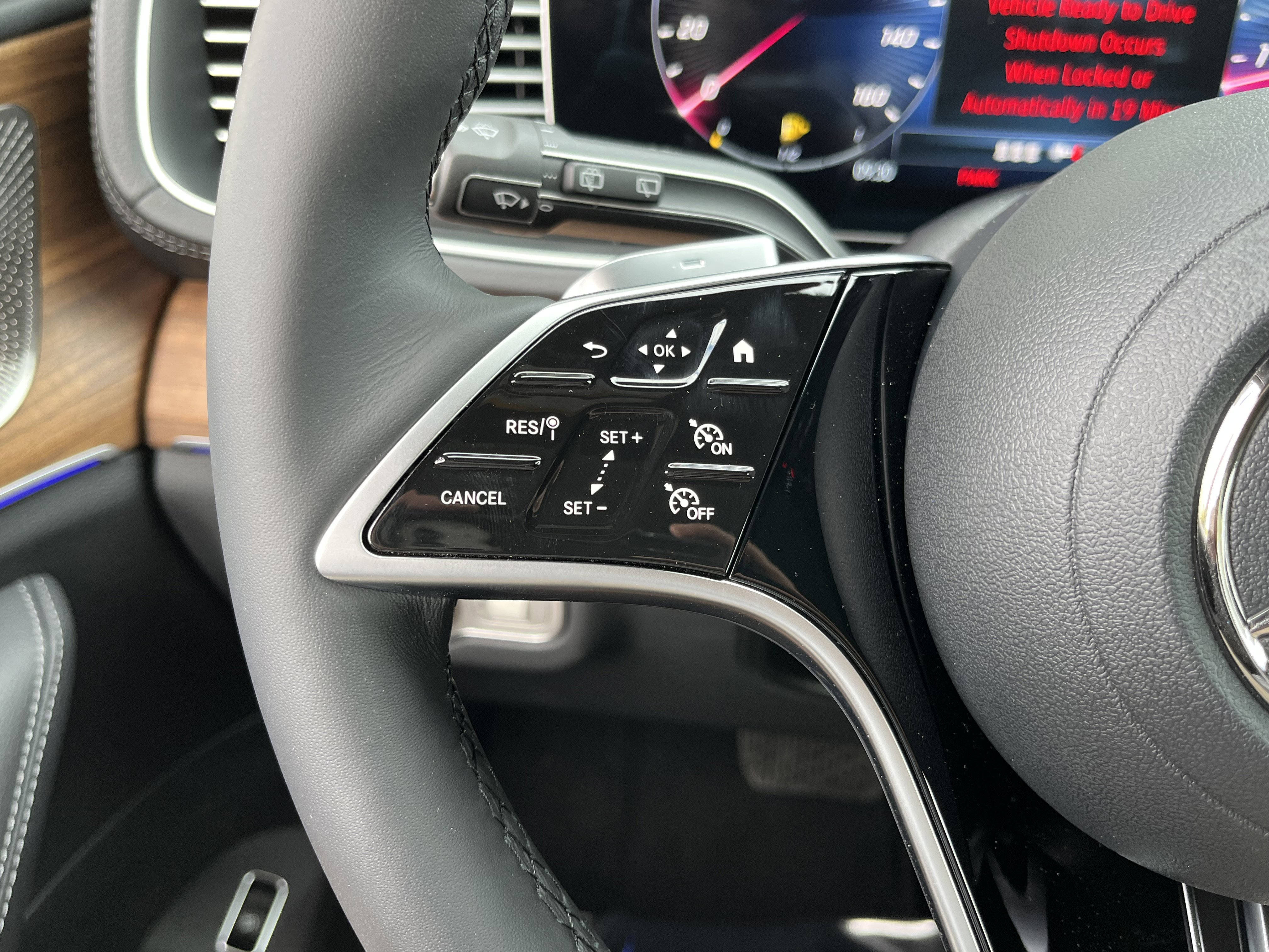 New 2026 Selenite Grey Metallic Mercedes-Benz GLE 350 image 26