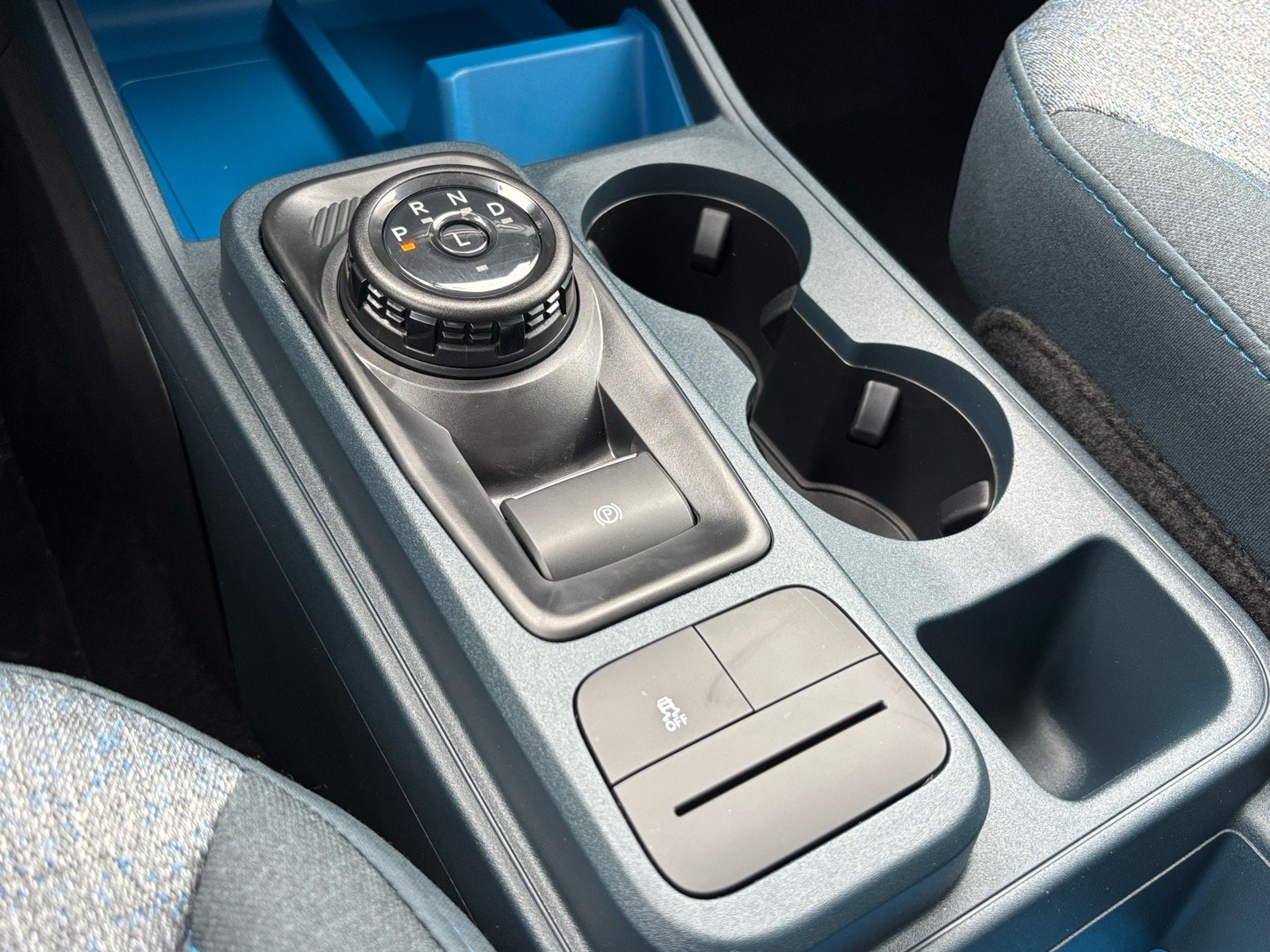 New 2026 Oxford White Ford XLT image 20