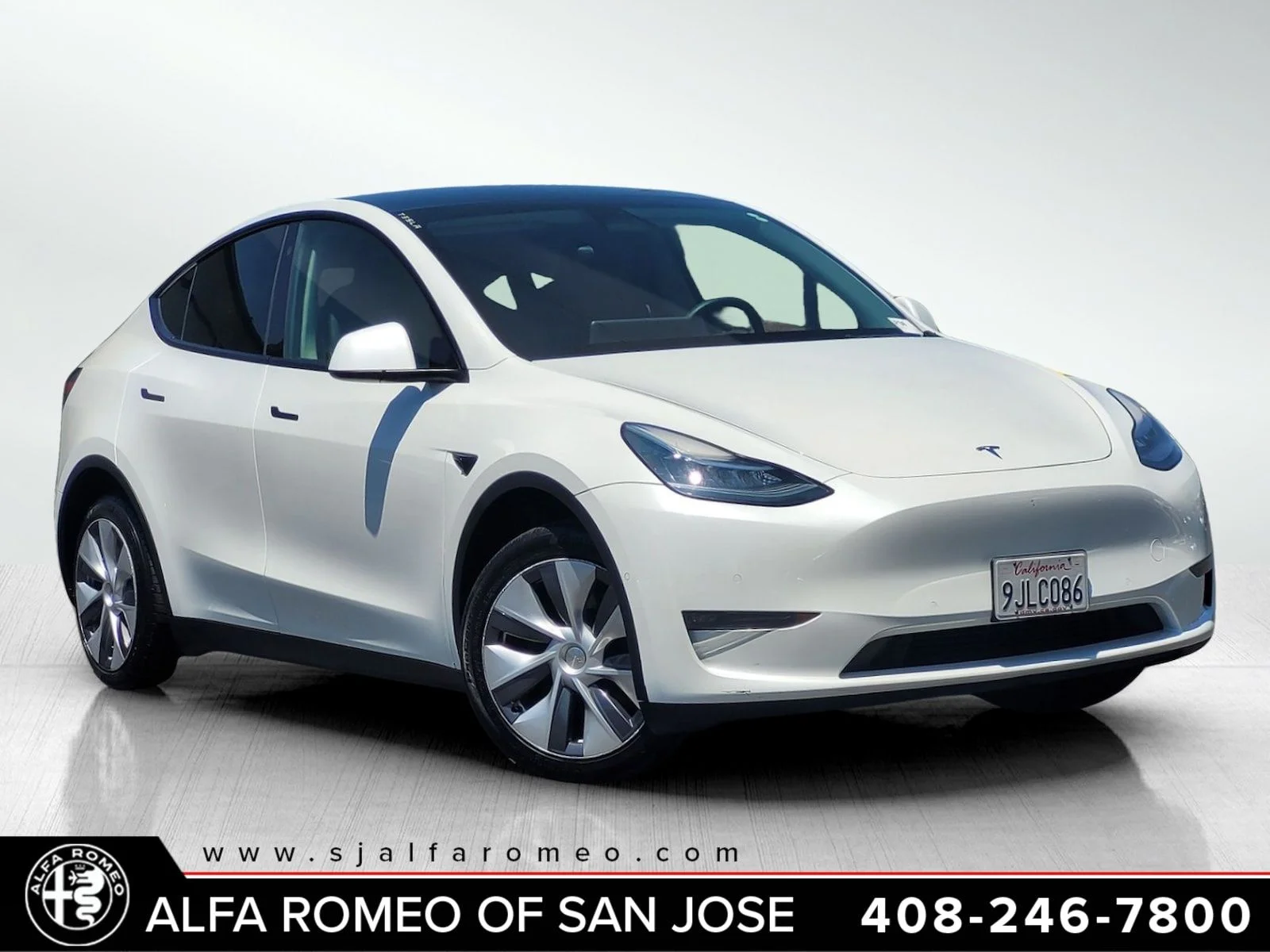 2022 Tesla Model Y Long Range Dual Motor All-Wheel Drive's photo
