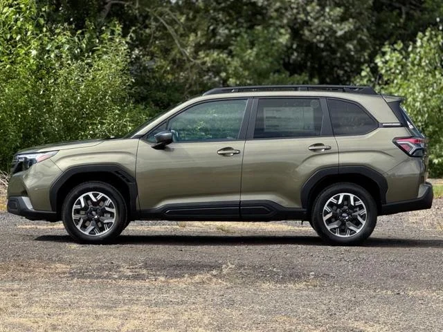New 2026 AUTUMN GREEN METALLIC Subaru Premium image 4