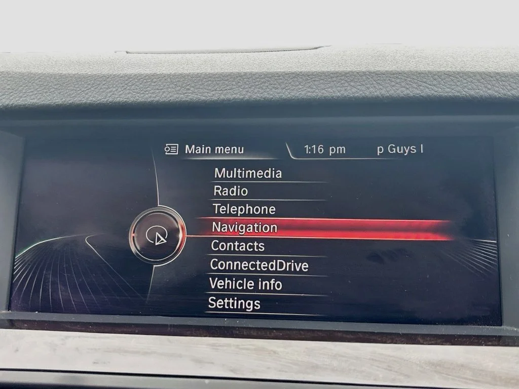 Used 2015 Black BMW 528i xDrive image 25