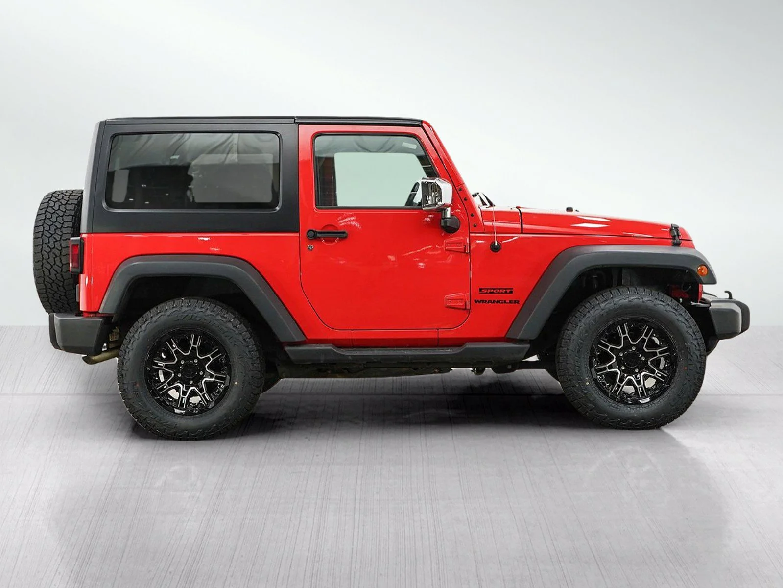 Used 2013 Rock Lobster Clearcoat Jeep Sport image 6