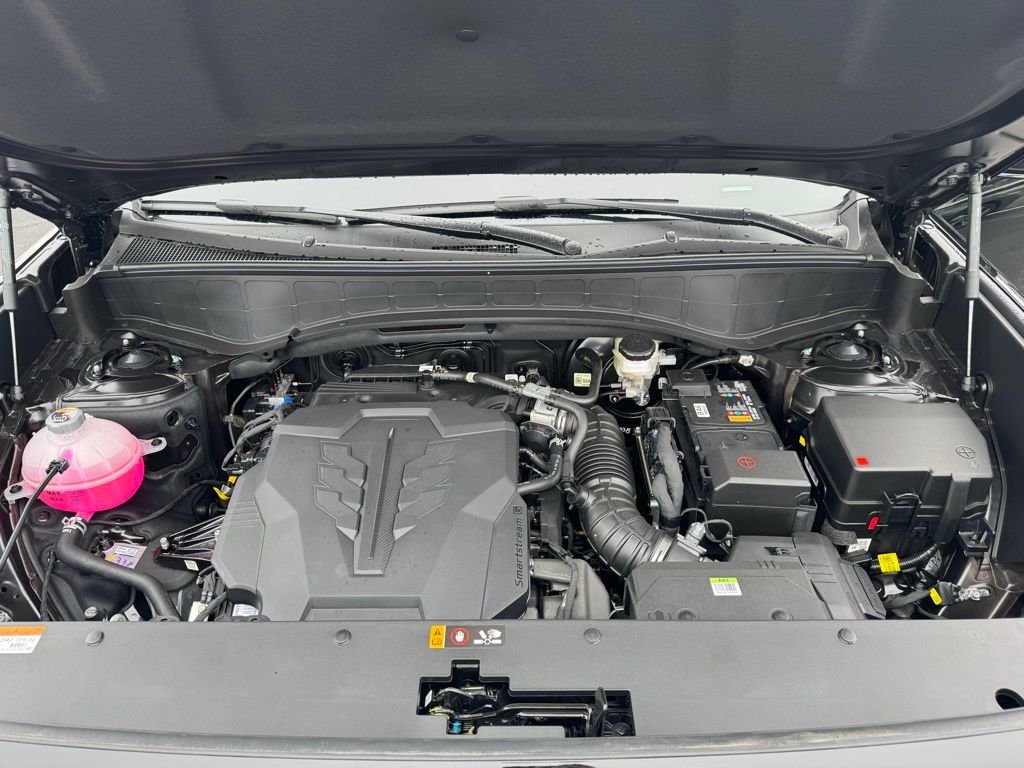 New 2026 Abyss Black Hyundai Limited AWD image 10